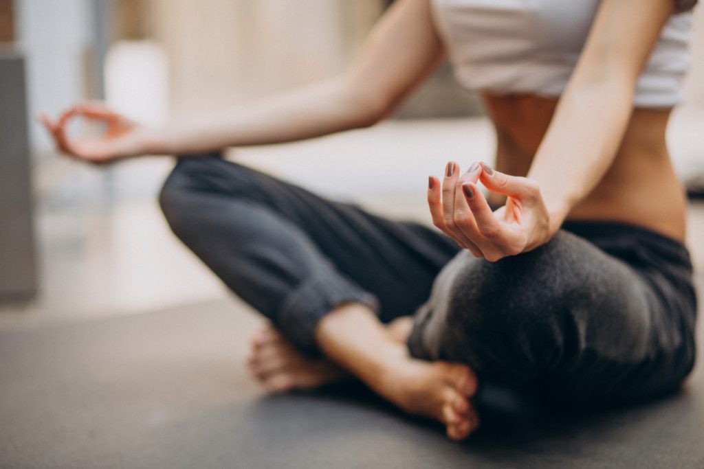StrategyDriven Practices for Professionals Article | Infusing Mindfulness Into Your Daily Yoga Routine