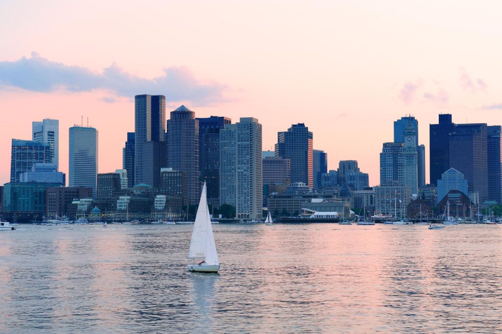 StrategyDriven Customer Relationship Management Article | 5 Effective Customer Service Tips for Boston Business Owners