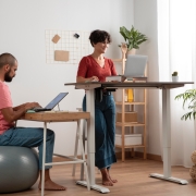 Why Ergonomic Desks Matter in Modern Workspaces Why Ergonomic Desks Matter in Modern Workspaces | StrategyDriven Managing Your Business Article