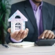 Wholesale Property Investment vs. Flipping: Which Strategy Wins? | StrategyDriven Entrepreneurship Article