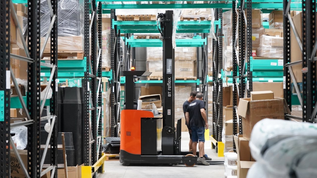 Why the First 100 Feet Drives Warehouse Performance | StrategyDriven Tactical Execution Article