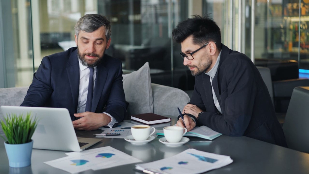 What Entrepreneurs Should Know Before Investing in a Franchise | StrategyDriven Entrepreneurship Article