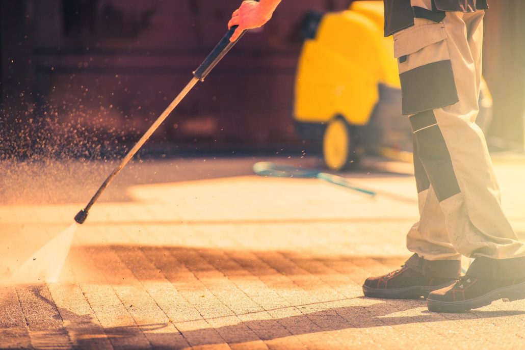 StrategyDriven Starting Your Business Article | Pressure Washer Business Start-Up Kit: An Essential Guide