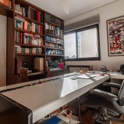 StrategyDriven Practices for Professionals Article |Home office|Kitting Out Your Home Office: Desks