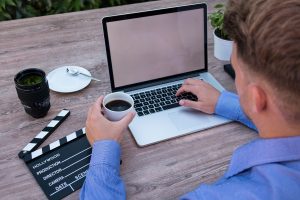 StrategyDriven Professional Development Article |Line of Business|3 Signs Your Line of Business Is No Longer Making You Happy