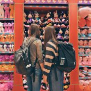 StrategyDriven Marketing and Sales Article |Encourage Customers to Choose Your Products|The Things That’ll Encourage Your Customers to Choose Your Products
