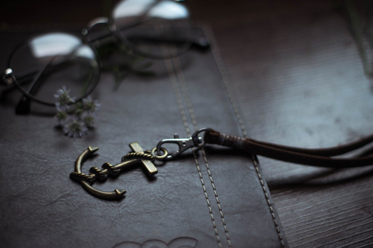 StrategyDriven Marketing and Sales Article | How to Choose the Perfect Custom Metal Keyrings for Your Business: A Step-by-Step Guide